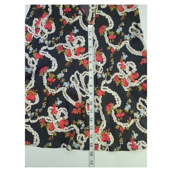 Victoria's Secret Chemise Shortie Black Lace Silky Floral Roses w Pearls… - Picture 13 of 15